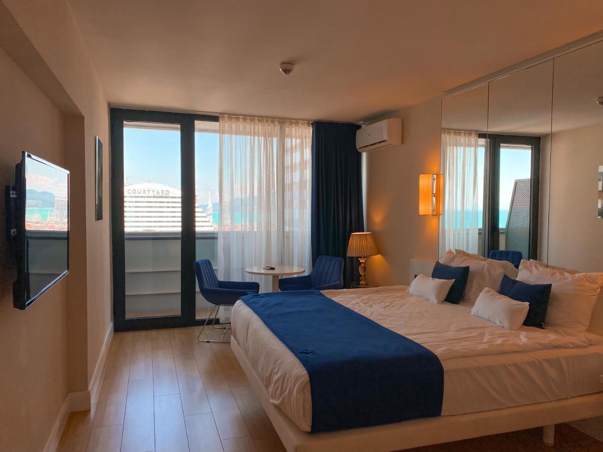 Batumi Floor40 Hotel Exterior foto